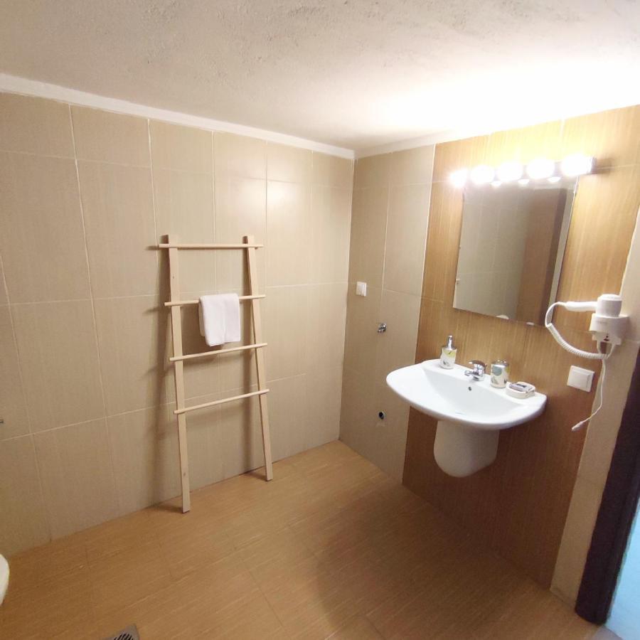 Infinity Suites Kallithea  Extérieur photo