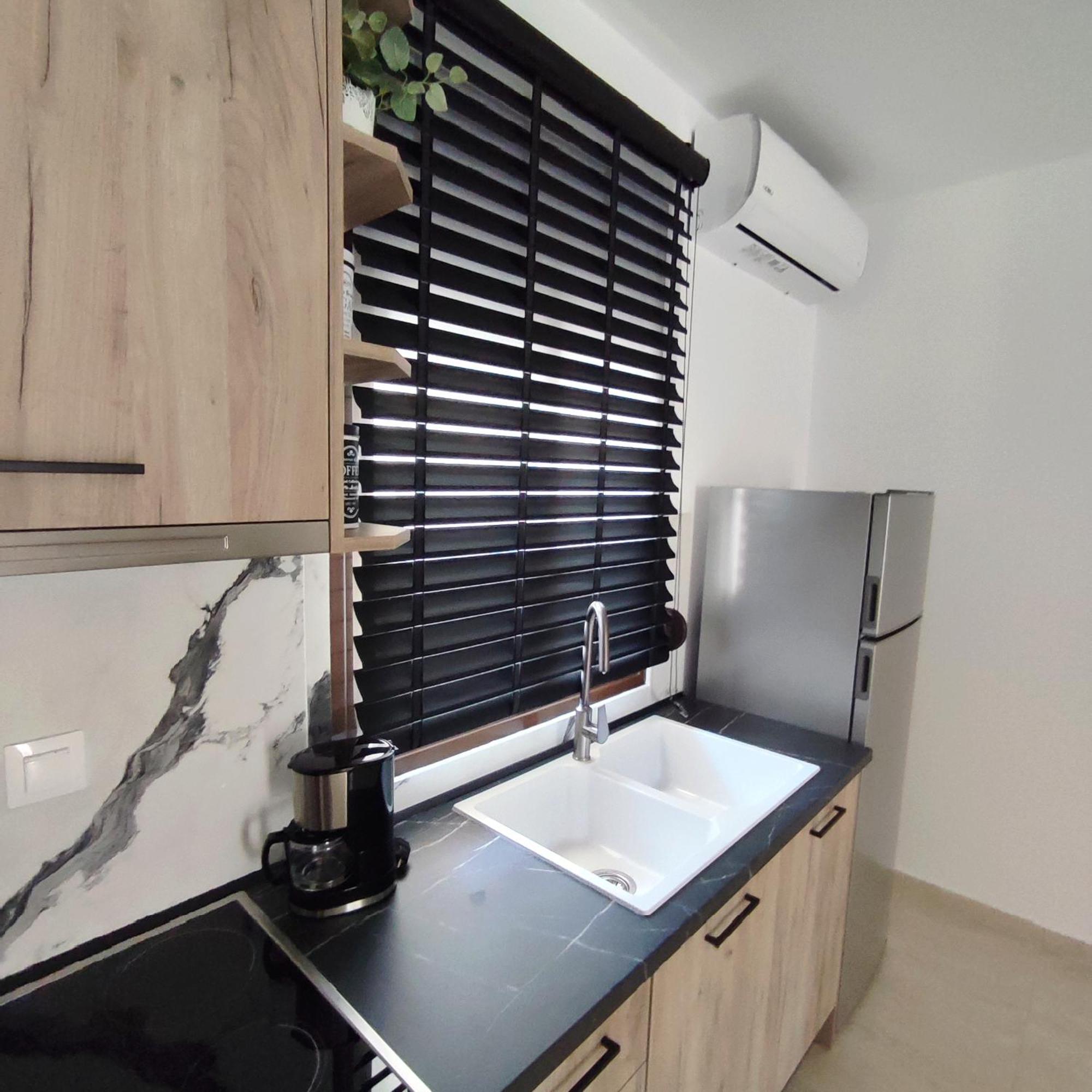 Infinity Suites Kallithea  Extérieur photo